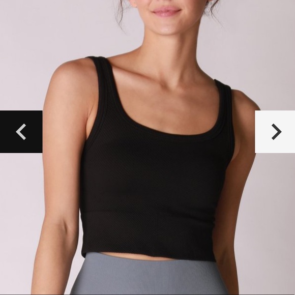 Tops - Black Chevron Ribbed Cropped Tank Top